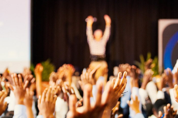 Girne Amerikan Üniversitesi Yazın İngilizce Kursu